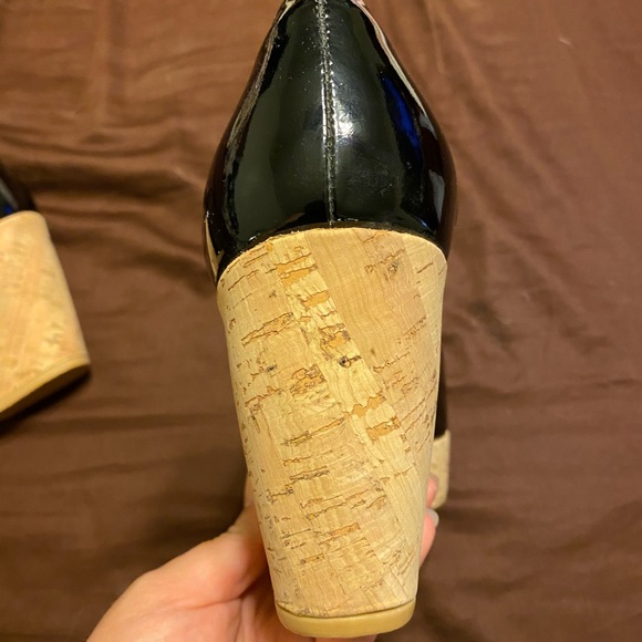 Stuart Weitzman wedge - Picture 7 of 8